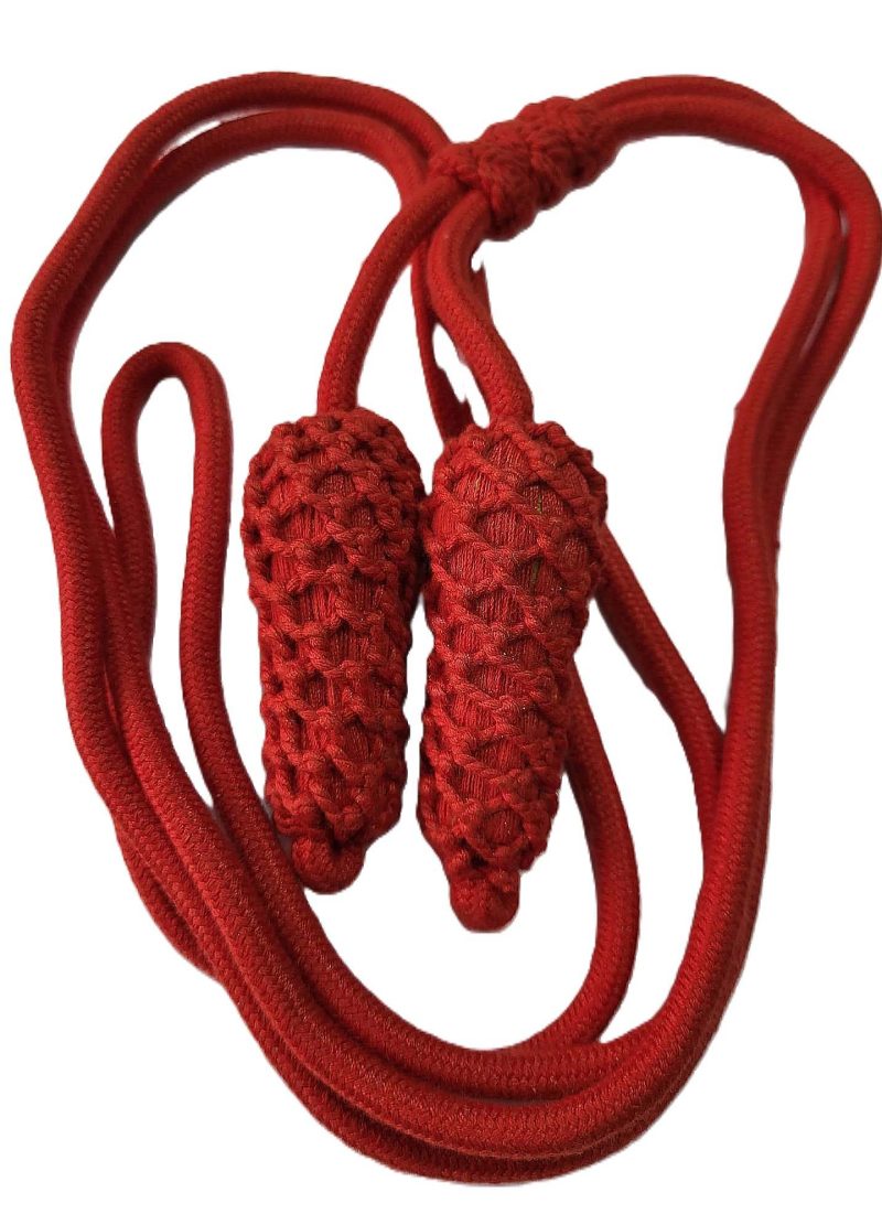 CORDÕES DE CAPACETE VERMELHO